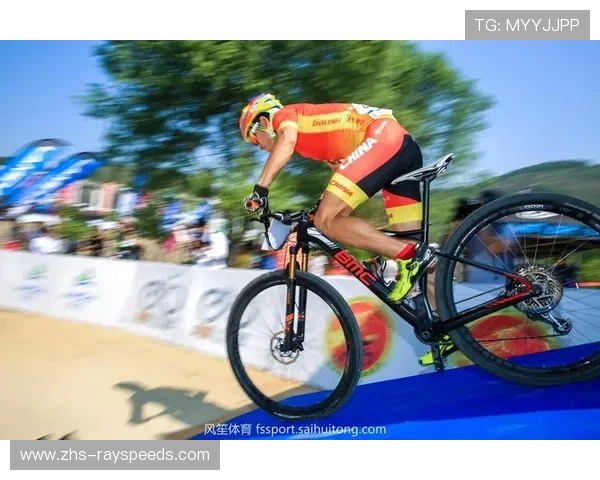 北京山地自行车公开赛第三站雨中激战,X-TIGER青年队泥泞中展现实力